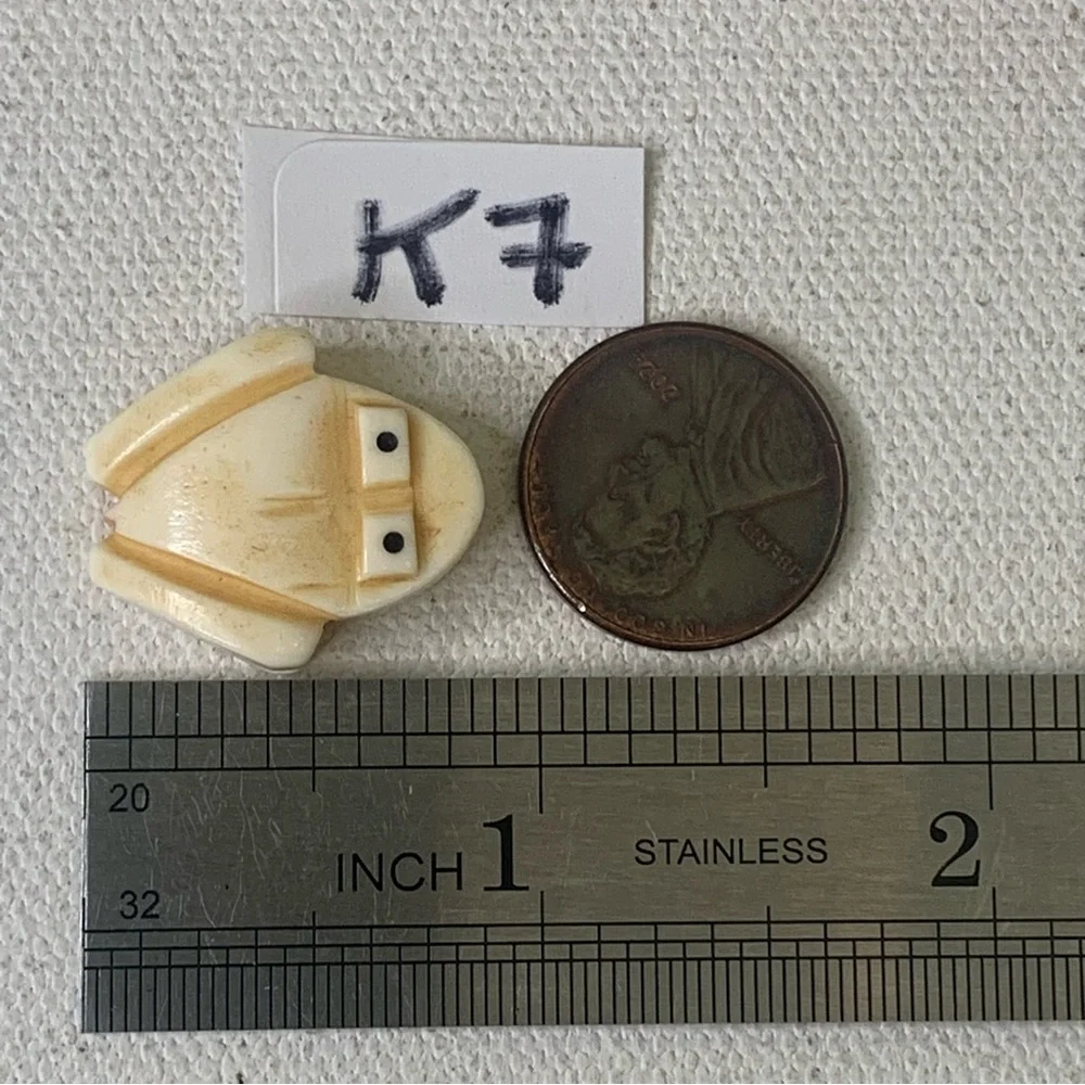 Hand Carved Frog Bone Bead Native American Style Miniature Fetish Animal .8